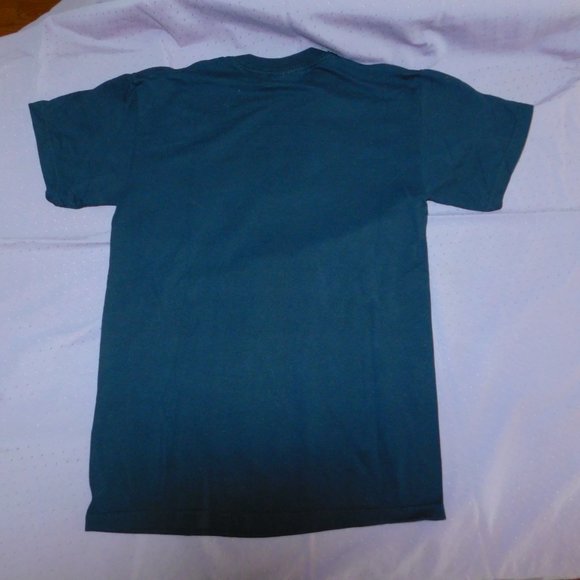 5/$30 NWOT Gildan Ultrablend Resist Prohibition Black T-shirt Sm - Picture 6 of 6